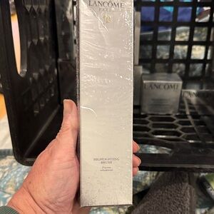 Lancôme Silver Highlighting Brush #3